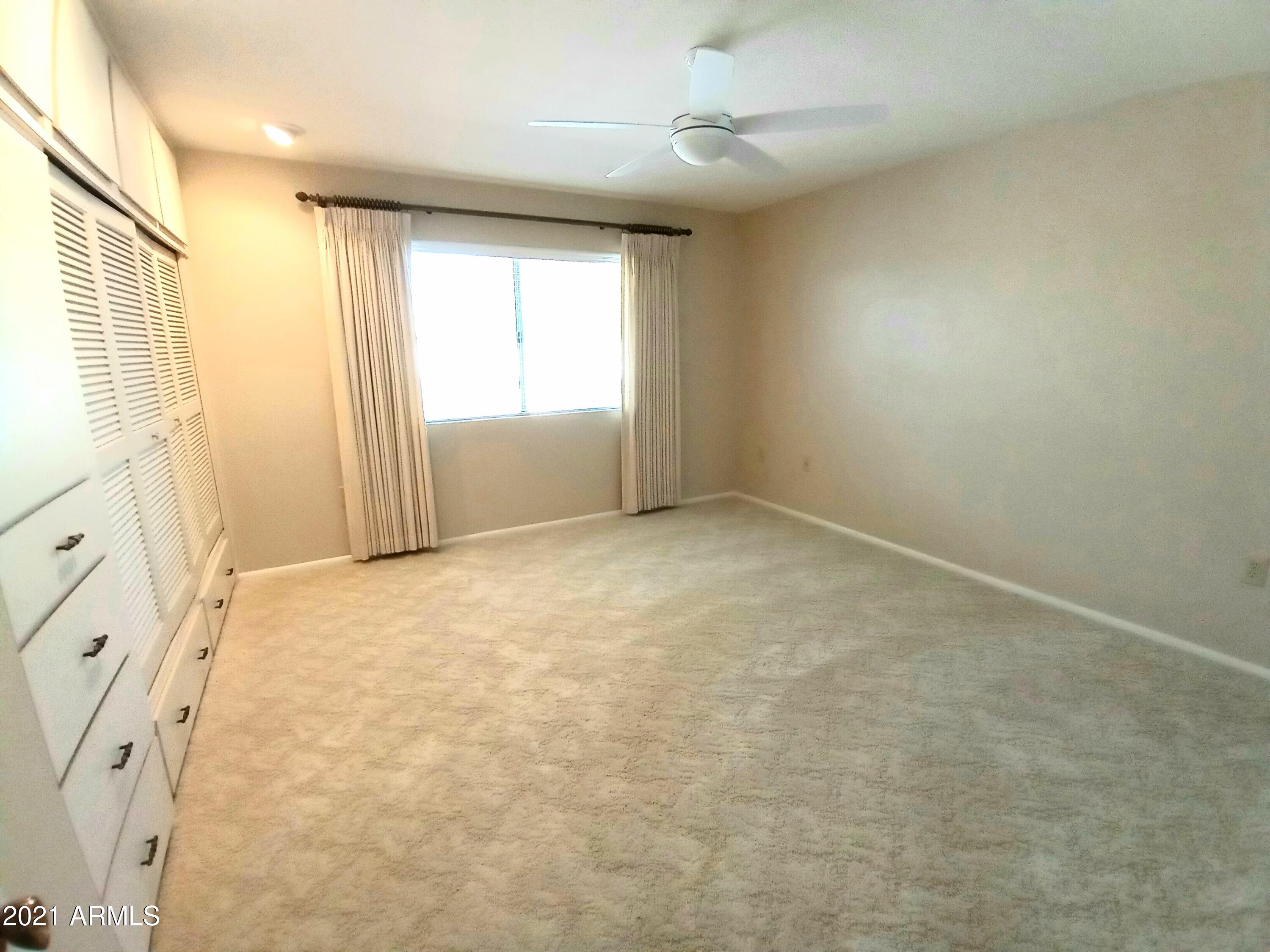 9705 West Oak Ridge Drive Sun City, AZ 85351 - Photo 22 of 35 2nd Bedroom from the Door
