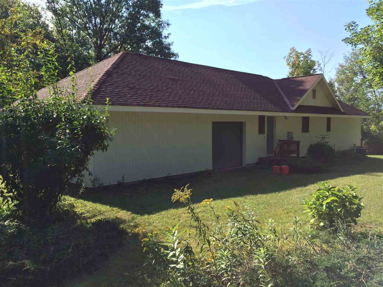 685 Apple Hill Road Bennington, VT 05201 - Photo 3 of 22 Gallery Image 3