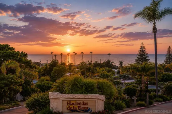$1,749,500 | 381 Playa Blanca, Encinitas, CA 92024