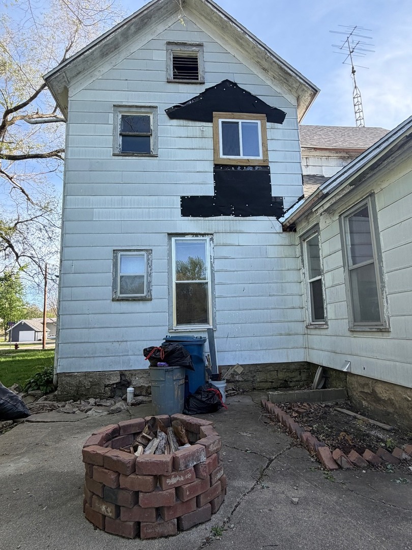 385 East Main Street Sheldon, IL 60966 - Photo 5 of 31