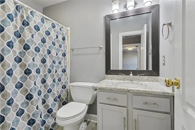 $289,000 | 22 Nouveau Lane East, Metairie, LA 70003