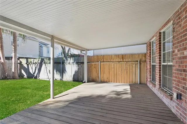 $289,000 | 22 Nouveau Lane East, Metairie, LA 70003