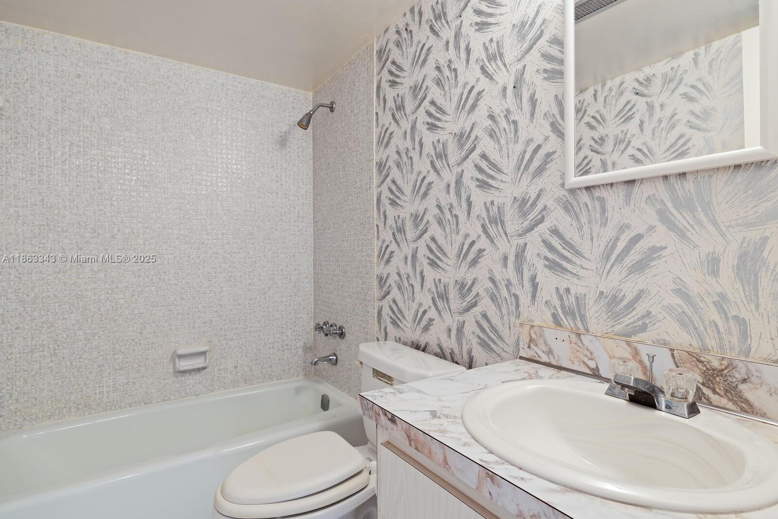 8315 Southwest 72nd Avenue, Unit 308B Miami, FL 33143 - Photo 9 of 11