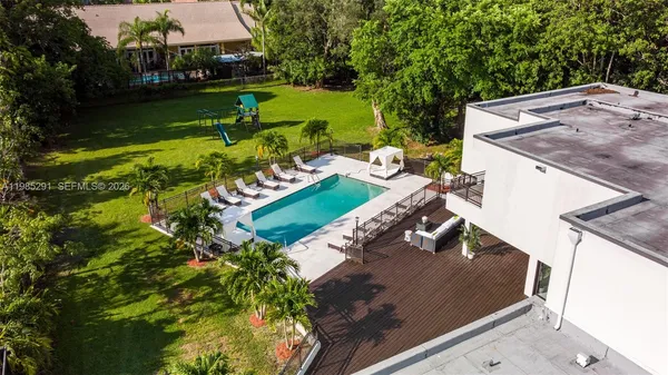 $3,295,000 | 11861 Northwest 4th Street, Plantation, FL 33325