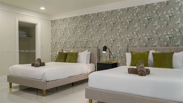 $3,295,000 | 11861 Northwest 4th Street, Plantation, FL 33325