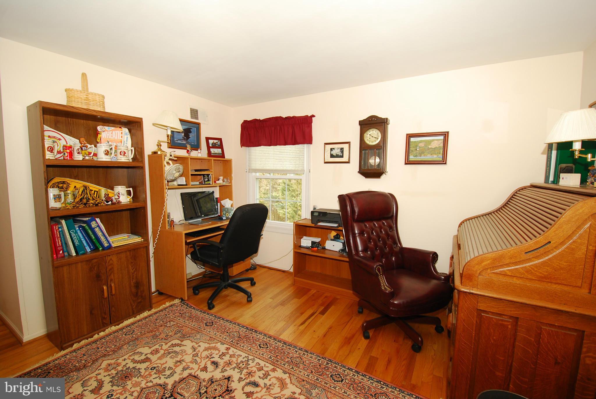 8008 Hilton Road Gaithersburg, MD 20882 - Photo 19 of 27 Bedroom