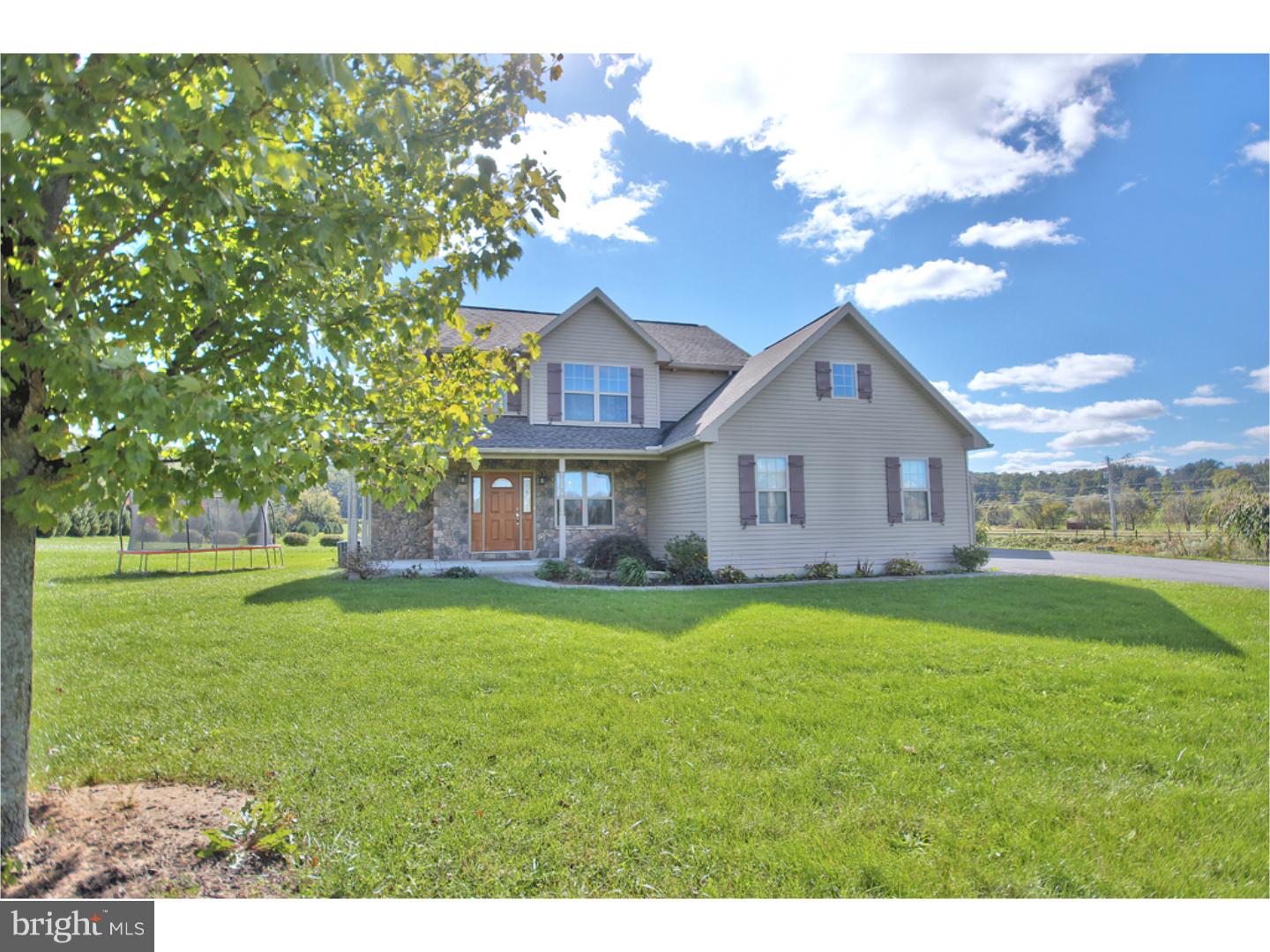 102 Cider Mill Road Mertztown, PA 19539 - Photo 3 of 24 Gallery Image 3