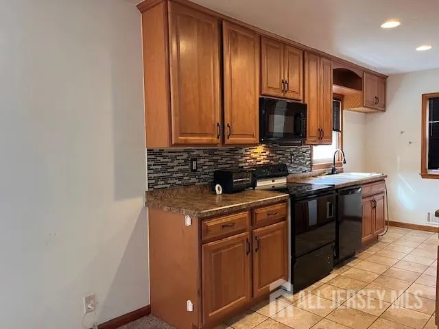 a view of an entryway with staircase