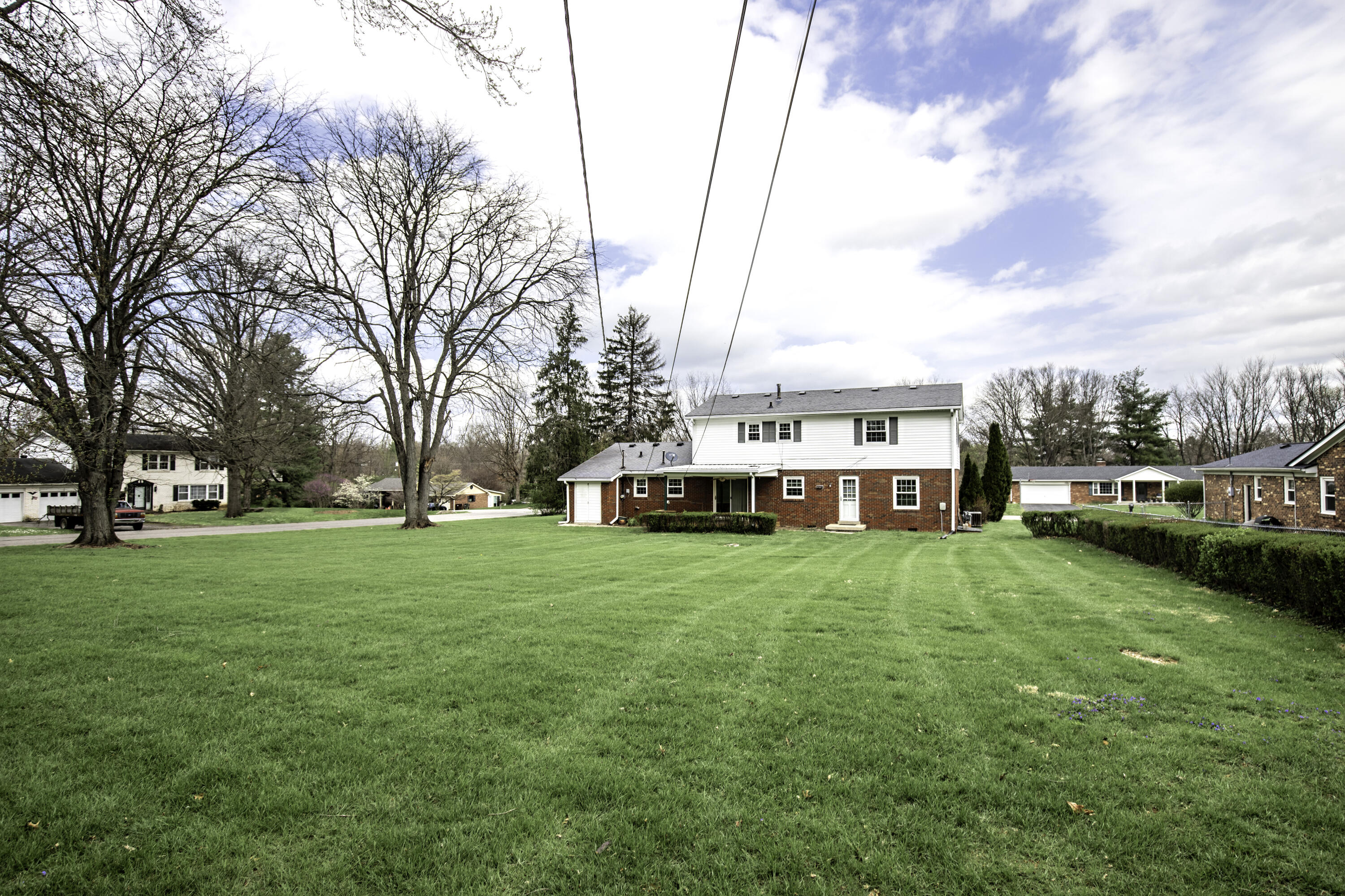128 Ravenwood Road Versailles, KY 40383 - Photo 2 of 40 128 Ravenwood F