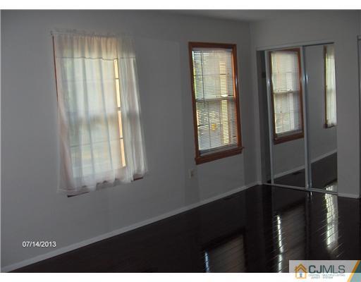 63 Rice Run East Brunswick, NJ 08816 - Photo 12 of 15 Gallery Image 12