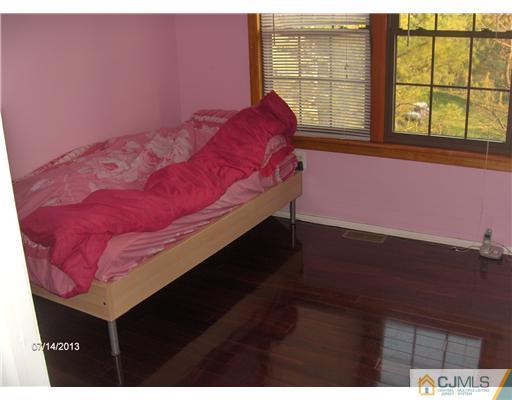 63 Rice Run East Brunswick, NJ 08816 - Photo 14 of 15 Gallery Image 14
