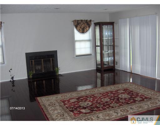 63 Rice Run East Brunswick, NJ 08816 - Photo 6 of 15 Gallery Image 6