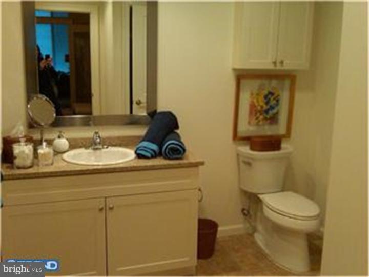 2130 Arch Street, Unit 103 Philadelphia, PA 19103 - Photo 8 of 14