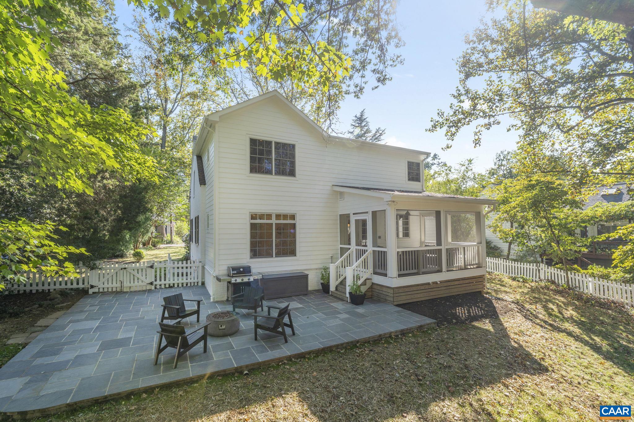 1535 Oxford Road Charlottesville, VA 22903 - Photo 2 of 46