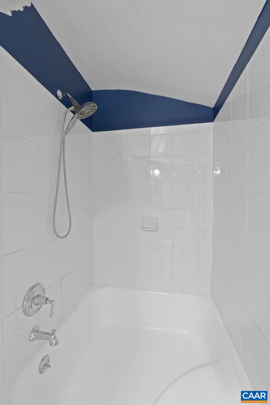 1535 Oxford Road Charlottesville, VA 22903 - Photo 27 of 46