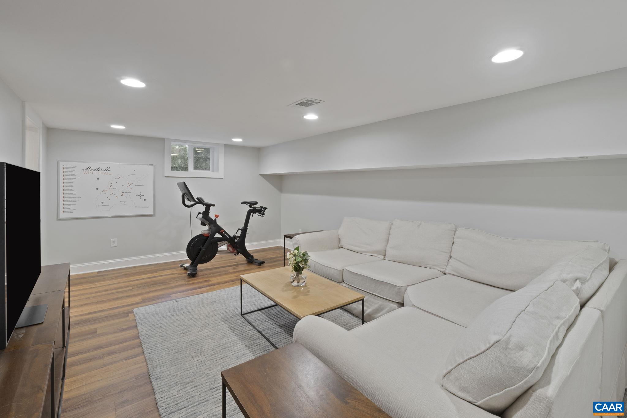 1535 Oxford Road Charlottesville, VA 22903 - Photo 32 of 46