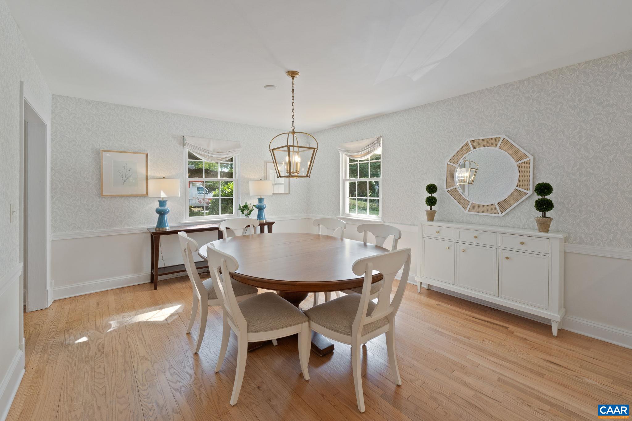 1535 Oxford Road Charlottesville, VA 22903 - Photo 5 of 46