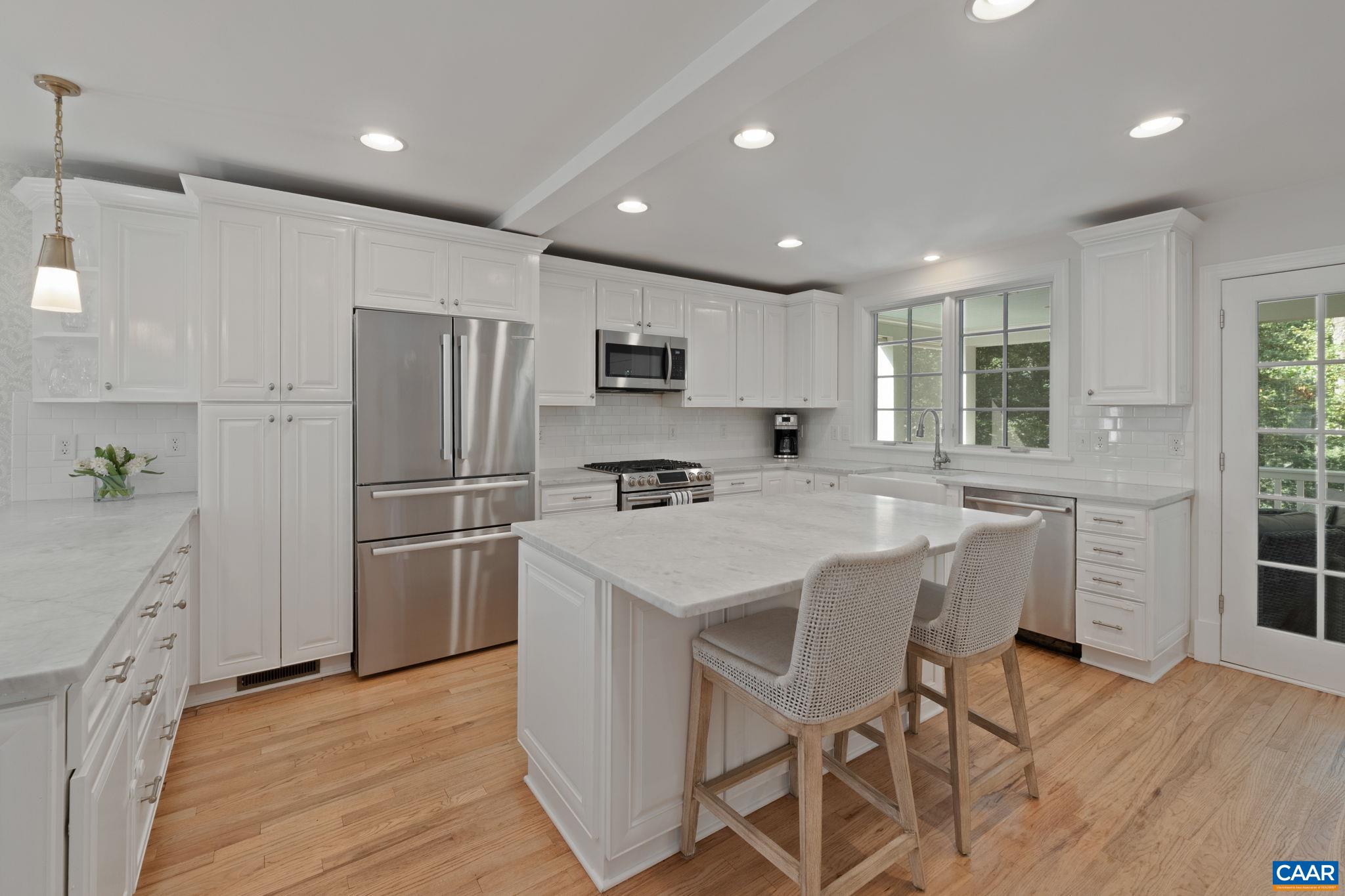 1535 Oxford Road Charlottesville, VA 22903 - Photo 7 of 46