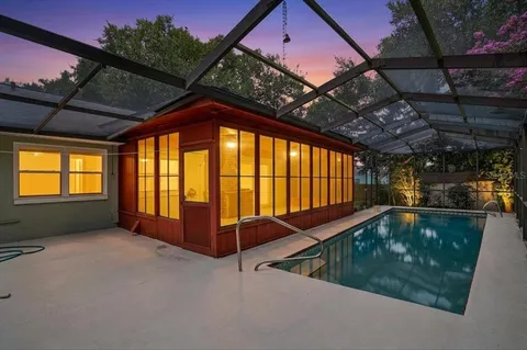$375,000 | 1013 Black Knight Drive, Valrico, FL 33594