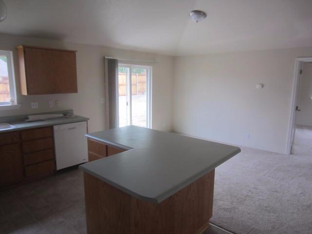 1647 West Harbeck Road Grants Pass, OR 97527 - Photo 9 of 12 Additional Photo