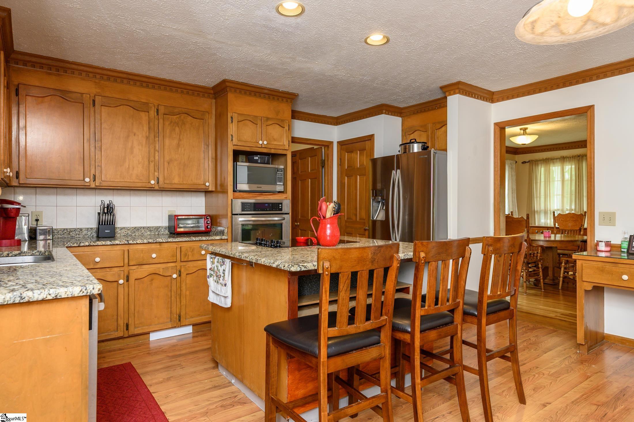 9 Middlecreek Way Greenville, SC 29607 - Photo 11 of 28 Gallery Image 11