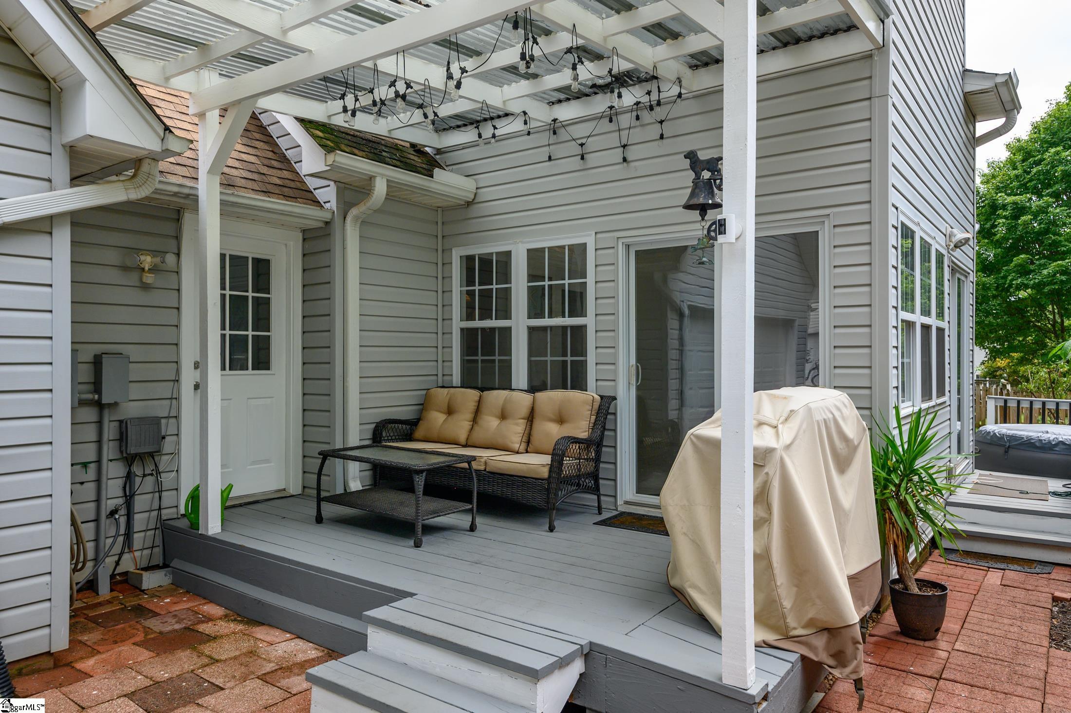 9 Middlecreek Way Greenville, SC 29607 - Photo 5 of 28 Gallery Image 5