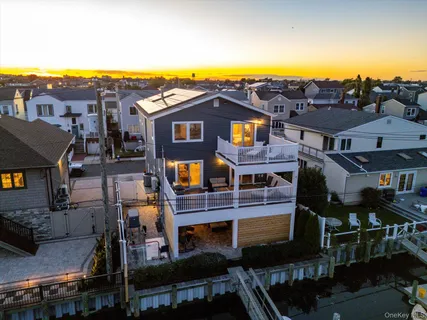 $1,649,000 | 12 Vinton Street, Long Beach, NY 11561