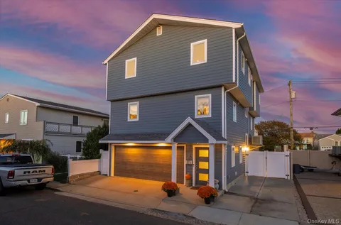 $1,649,000 | 12 Vinton Street, Long Beach, NY 11561