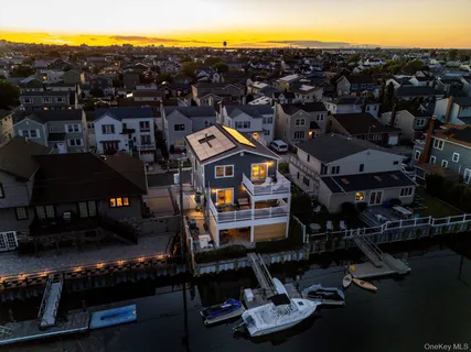 $1,649,000 | 12 Vinton Street, Long Beach, NY 11561