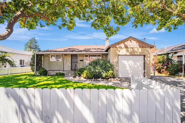 $850,000 | 15049 Kesterson Street, San Leandro, CA 94579