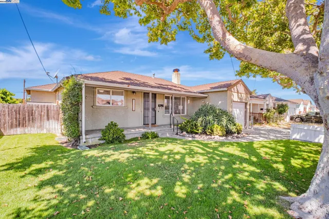 $850,000 | 15049 Kesterson Street, San Leandro, CA 94579