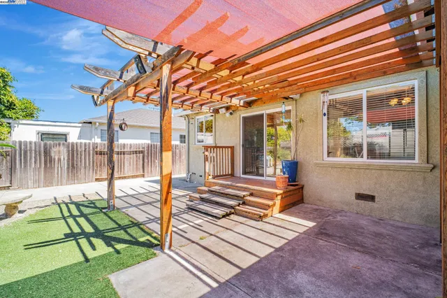 $850,000 | 15049 Kesterson Street, San Leandro, CA 94579