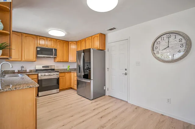 $850,000 | 15049 Kesterson Street, San Leandro, CA 94579