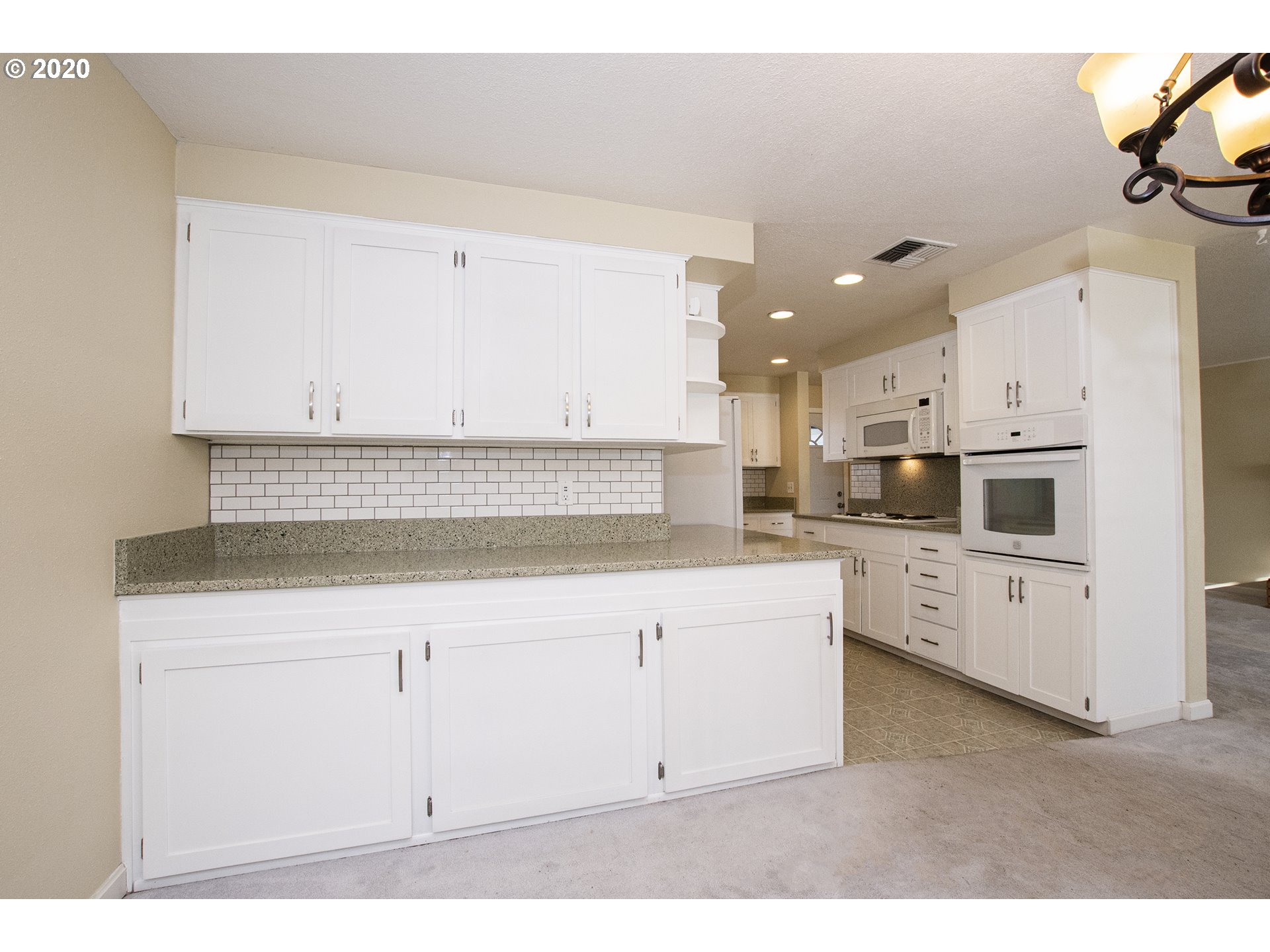 1785 Rambling Drive Springfield, OR 97477 - Photo 11 of 28