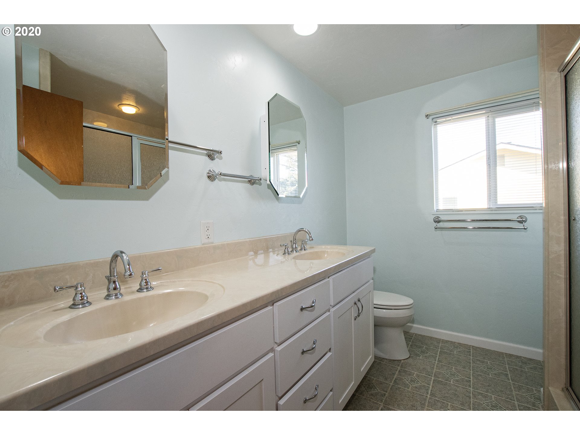 1785 Rambling Drive Springfield, OR 97477 - Photo 16 of 28