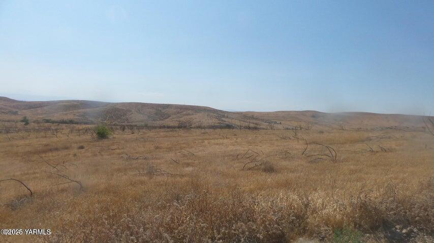 Nna Nna Cheyne Rd/falcon Ridge Road Zillah, WA 98953 - Photo 18 of 38 a view of mountain