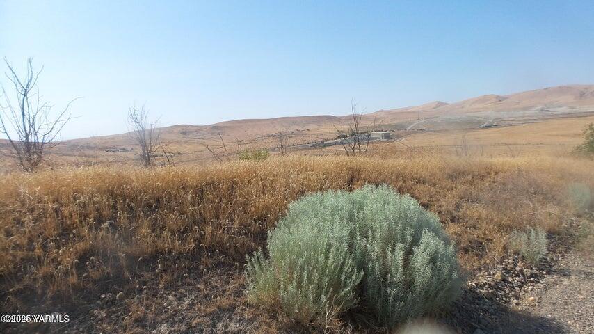 Nna Nna Cheyne Rd/falcon Ridge Road Zillah, WA 98953 - Photo 21 of 38 a view of lake with mountain