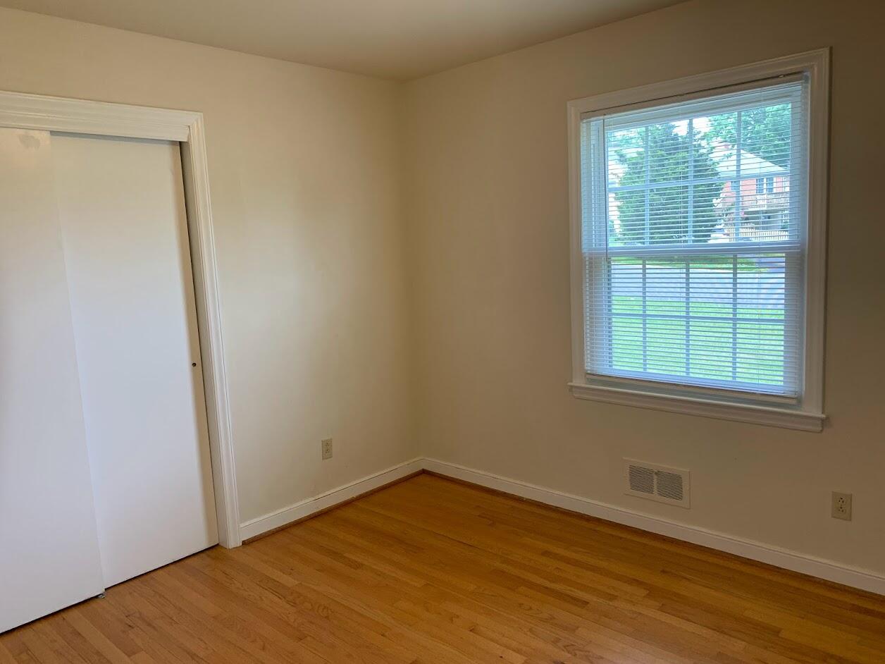 3509 Georgetown Road Roanoke, VA 24018 - Photo 7 of 18 BR2