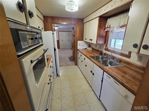 $125,000 | 2125 North Market Street, Sparta, IL 62286