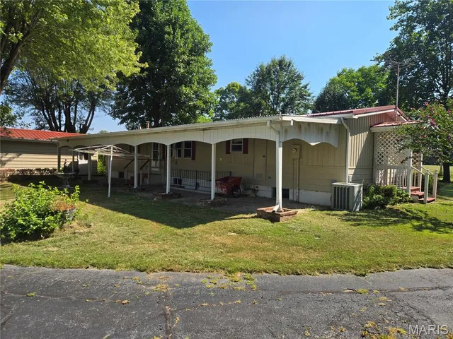 $125,000 | 2125 North Market Street, Sparta, IL 62286