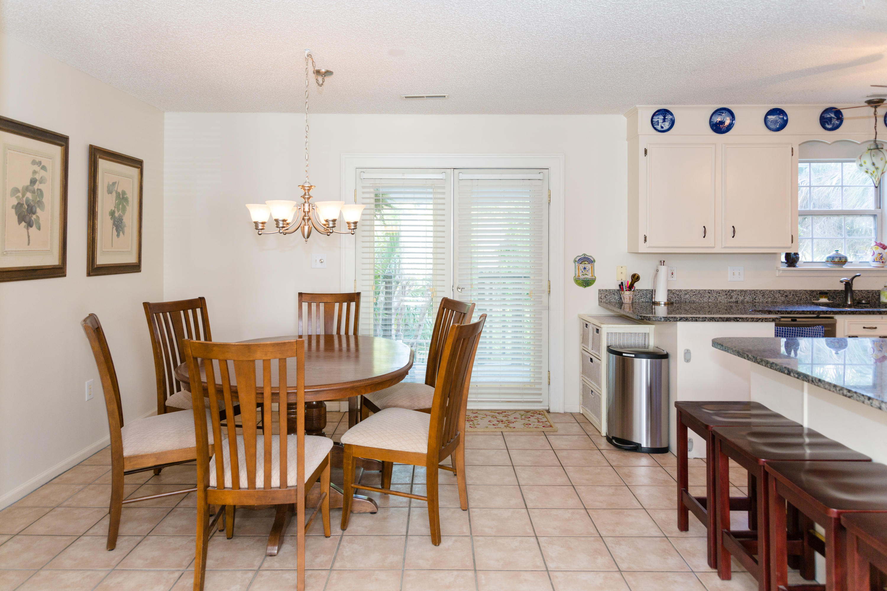 796 Harbor Pl Drive Charleston, SC 29412 - Photo 5 of 19 3Z2A6696p