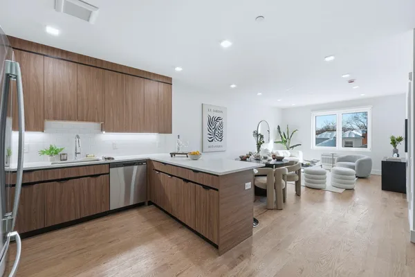 $2,650 | 8404 4th Avenue, Unit 305, North Bergen, NJ 07047