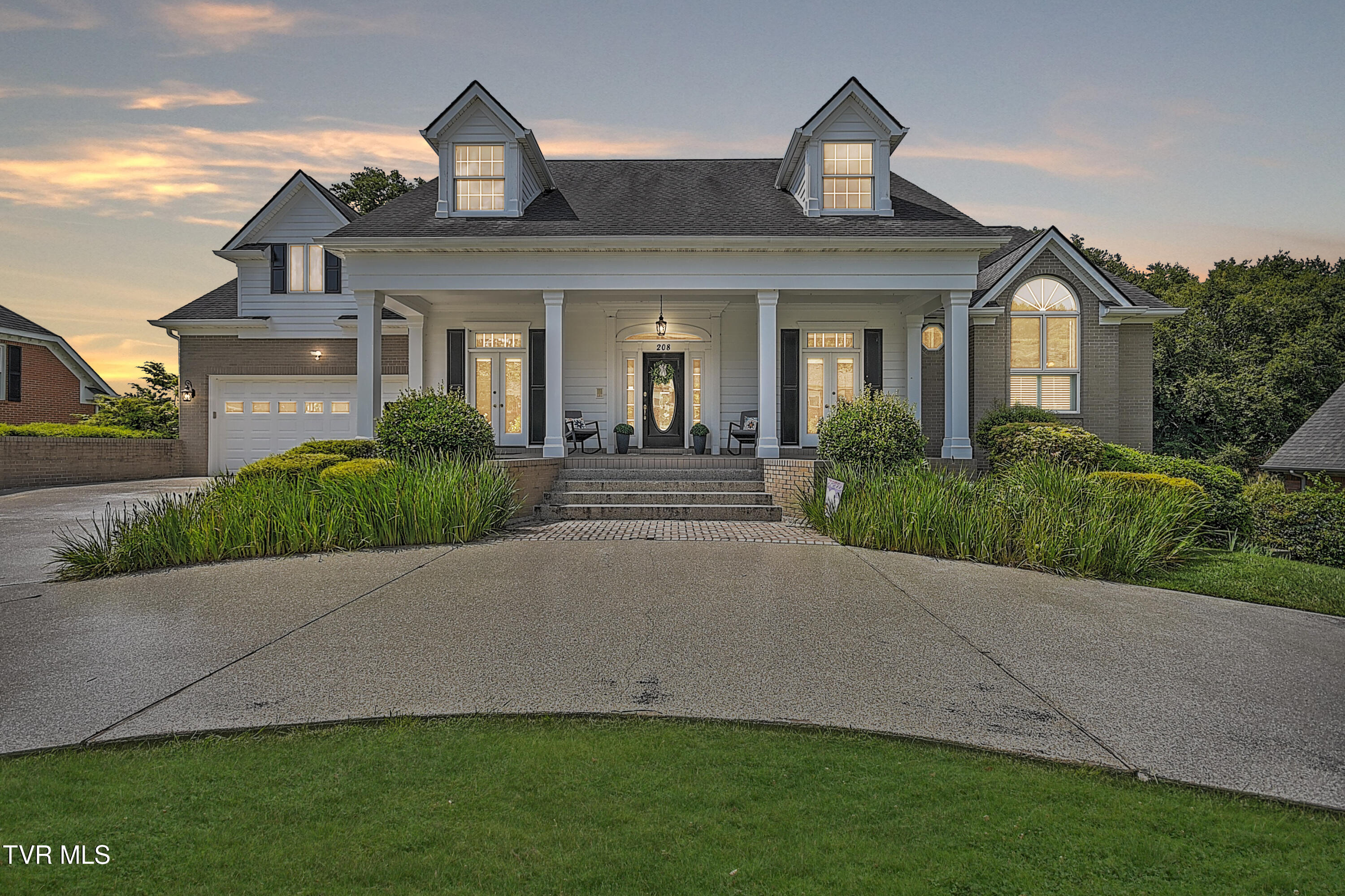 208 Park Ridge Court Kingsport, TN 37664 - Photo 1 of 108 DSC_2769_70_71_72_73_74_75