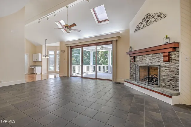 $799,000 | 208 Park Ridge Court, Kingsport, TN 37664