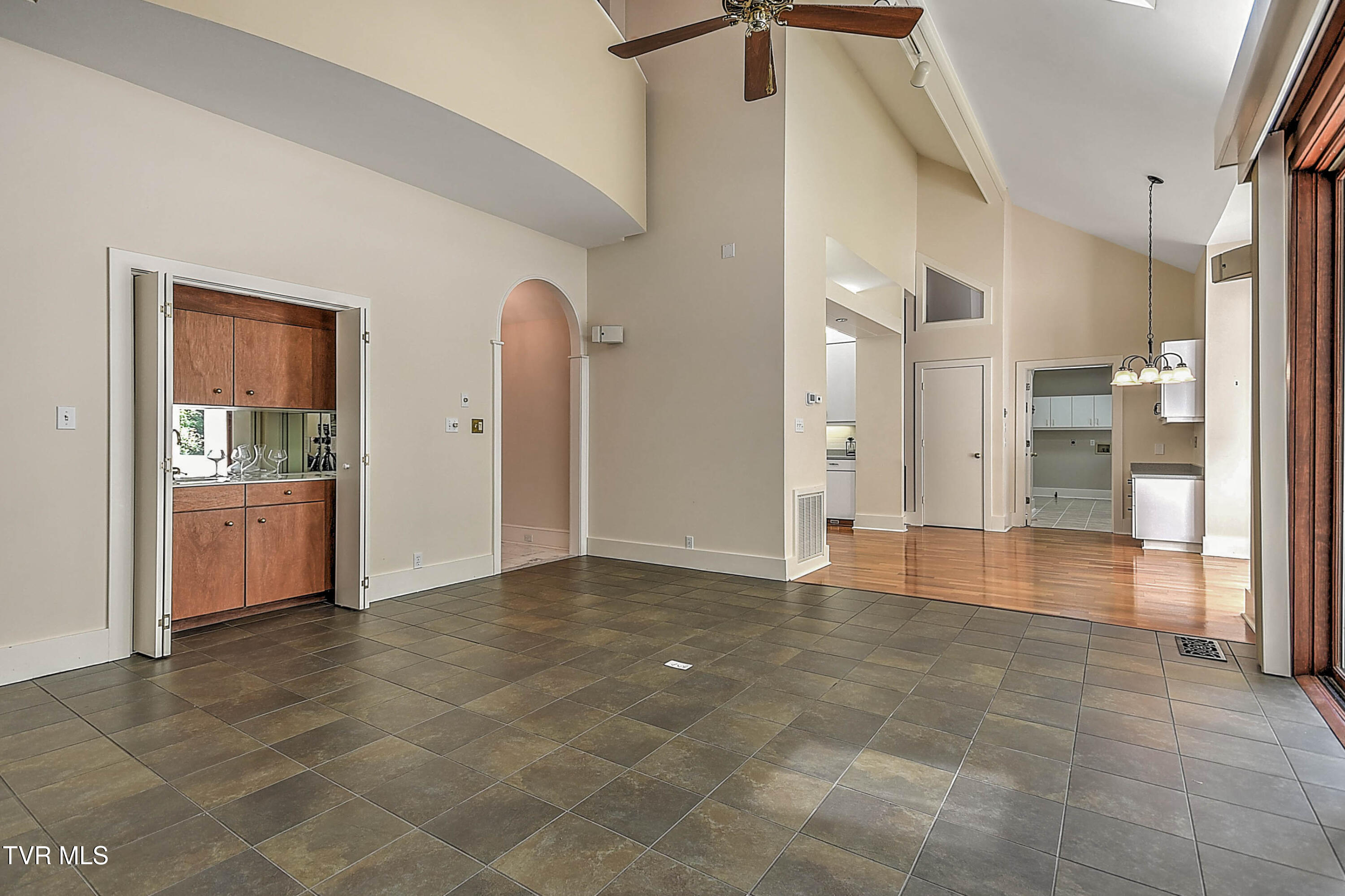 208 Park Ridge Court Kingsport, TN 37664 - Photo 31 of 108 208 Park Ridge ES-26