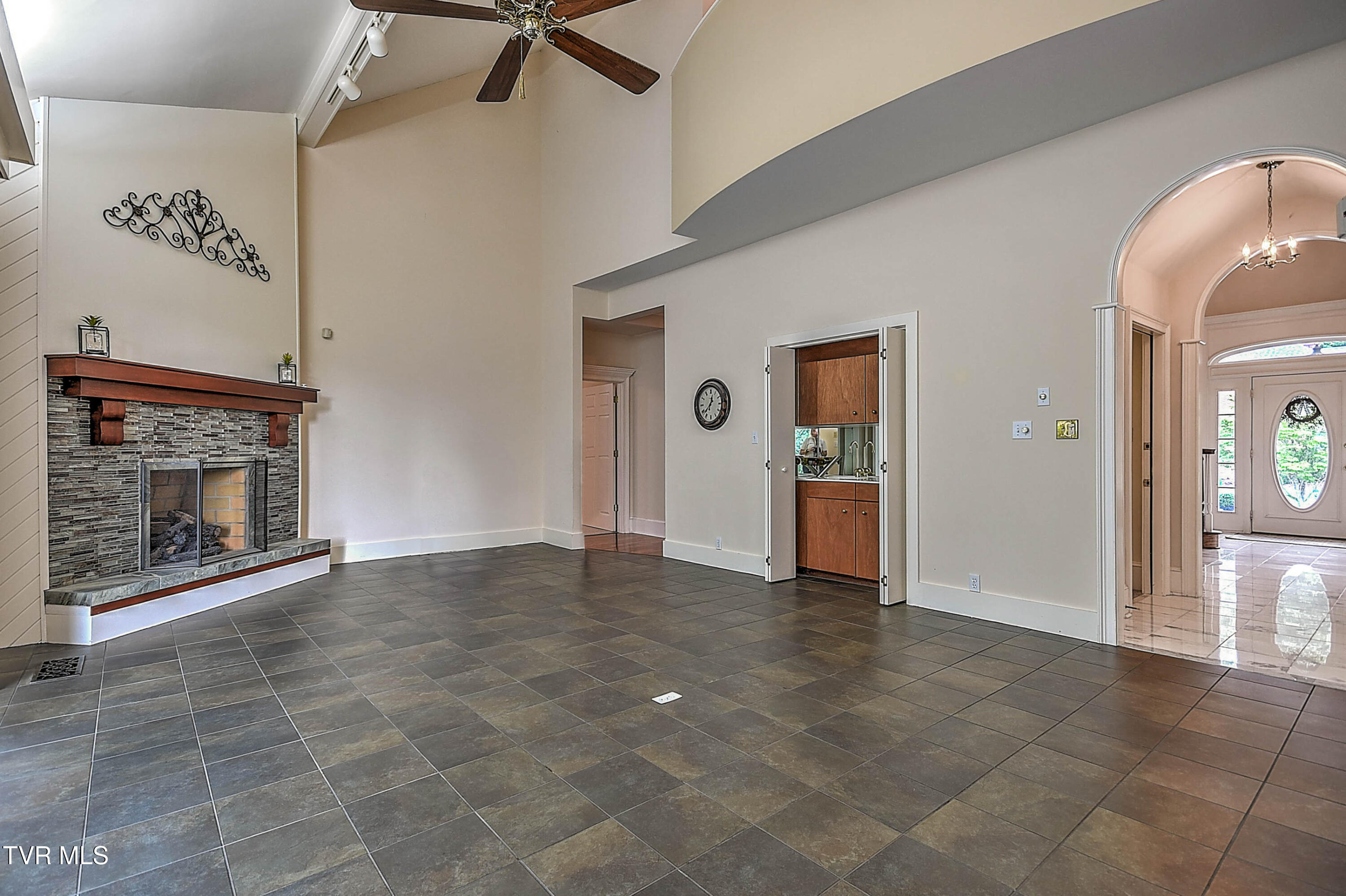 208 Park Ridge Court Kingsport, TN 37664 - Photo 32 of 108 208 Park Ridge ES-27