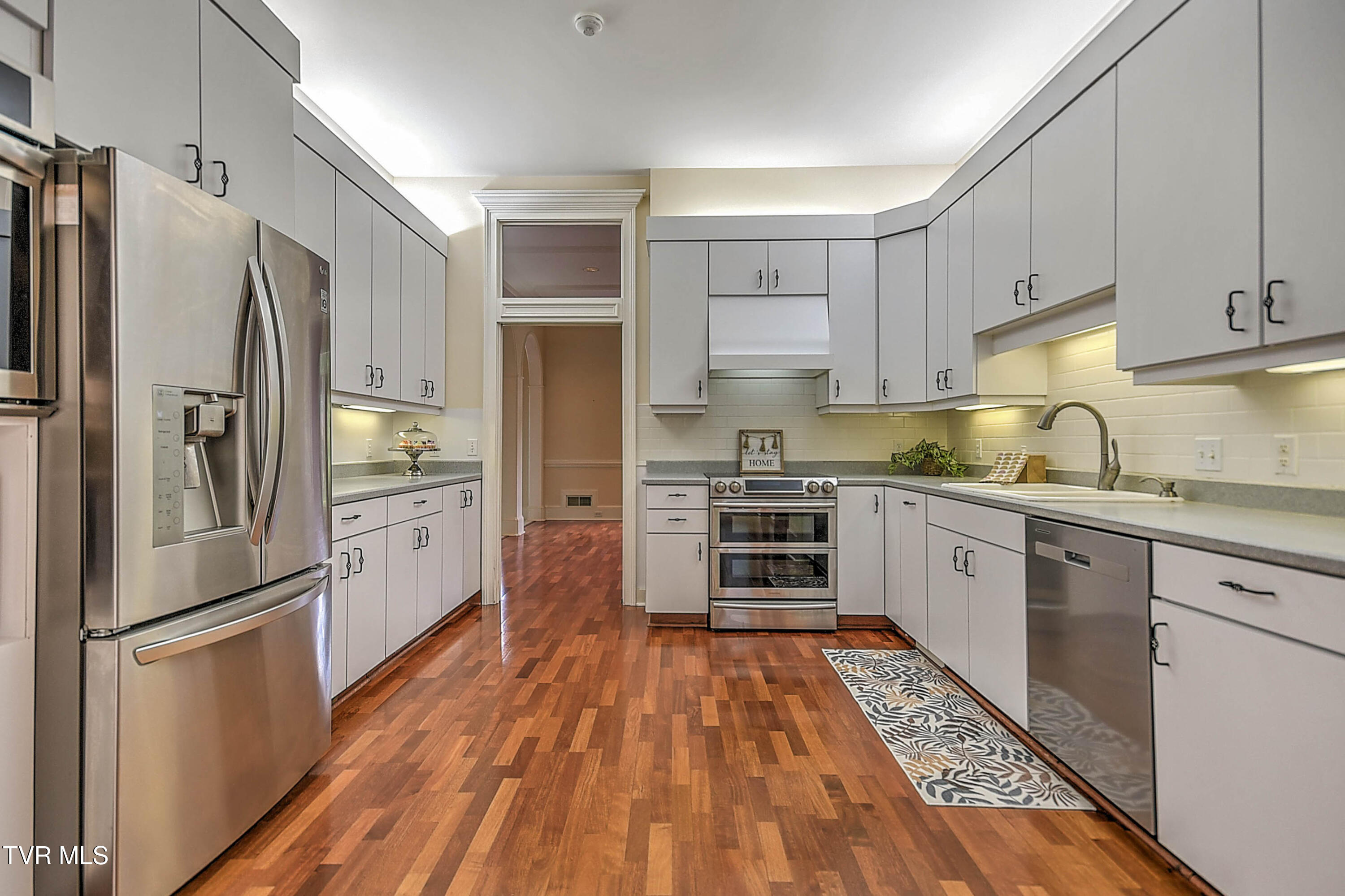 208 Park Ridge Court Kingsport, TN 37664 - Photo 38 of 108 208 Park Ridge ES-33