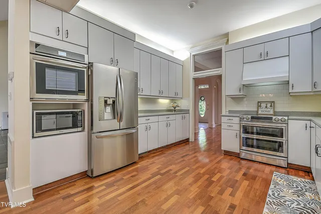 $799,000 | 208 Park Ridge Court, Kingsport, TN 37664