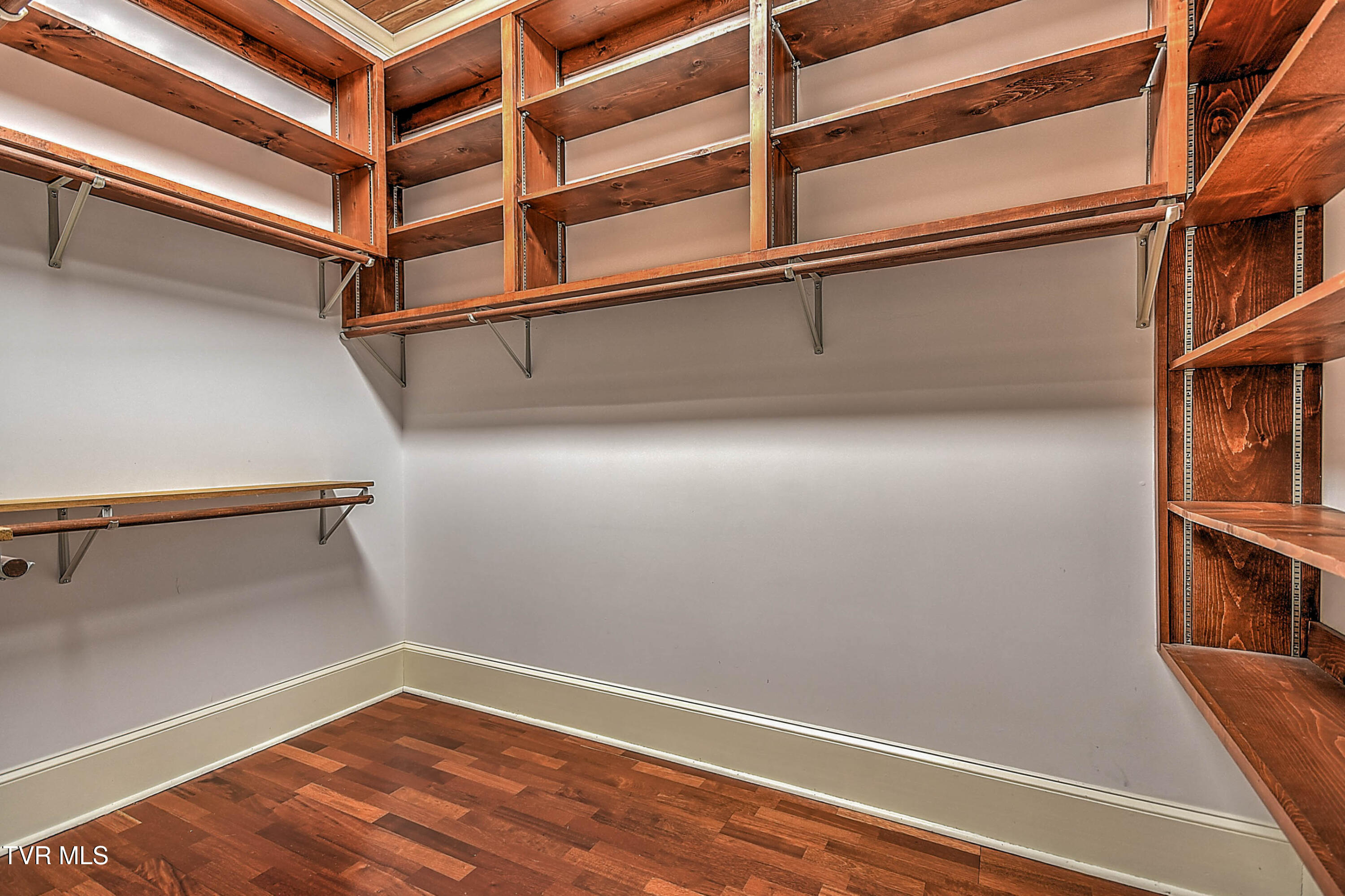 208 Park Ridge Court Kingsport, TN 37664 - Photo 51 of 108 208 Park Ridge ES-46