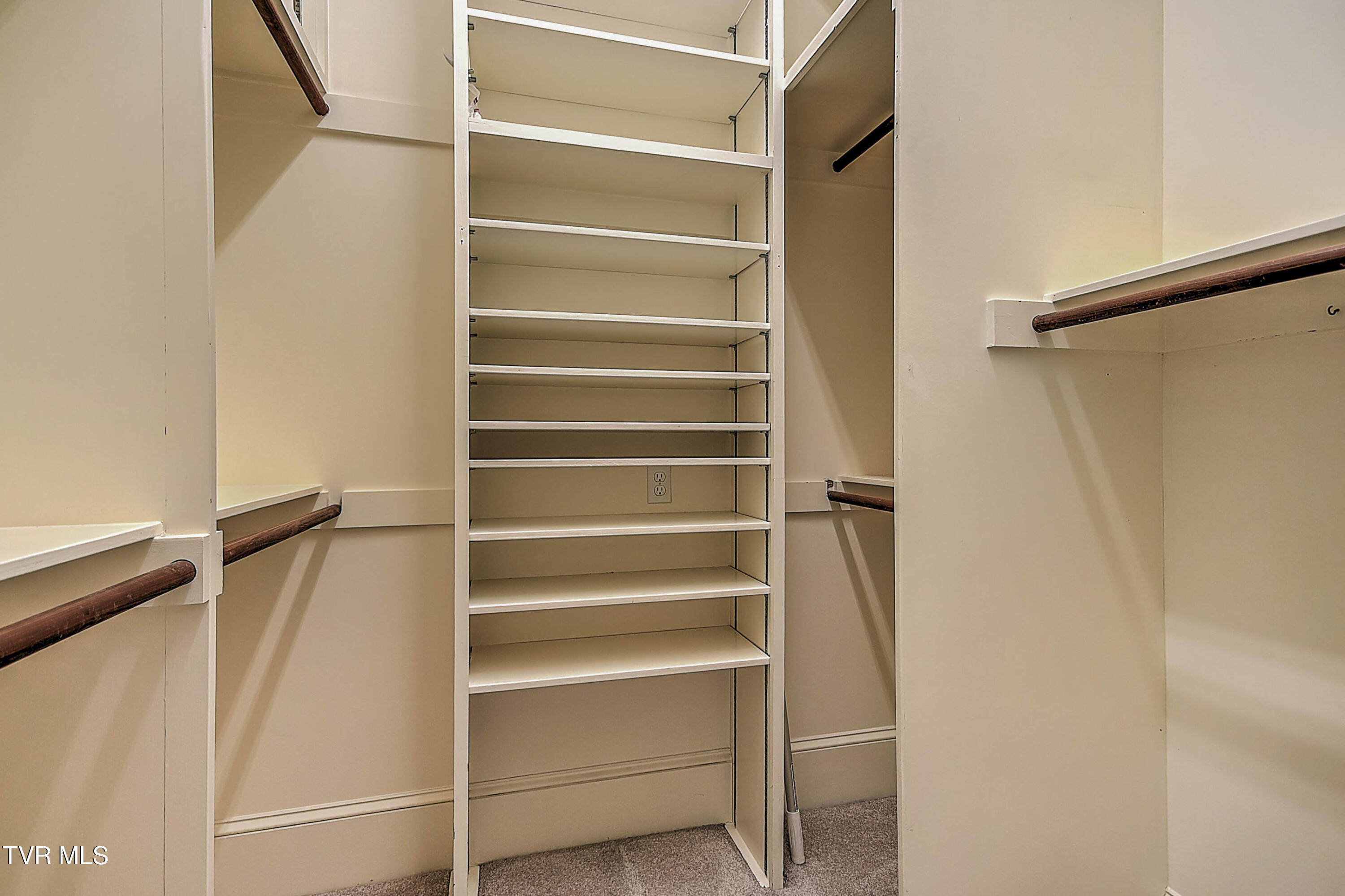 208 Park Ridge Court Kingsport, TN 37664 - Photo 52 of 108 208 Park Ridge ES-47